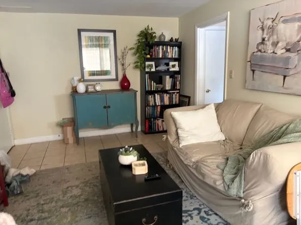 41 Fairmount Place Apartments, 41 Fairmount Pl APT 3, Leominster, MA 01453