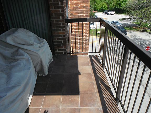 3rd image of 500 Park Ave APT 330