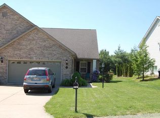 980 University Dr #B, Edwardsville, IL