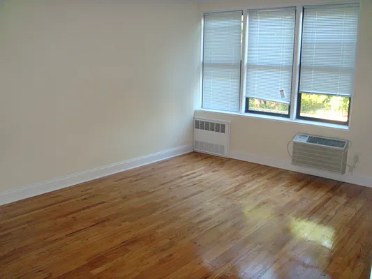 Rented by Jose Mendez, LREB | media 2