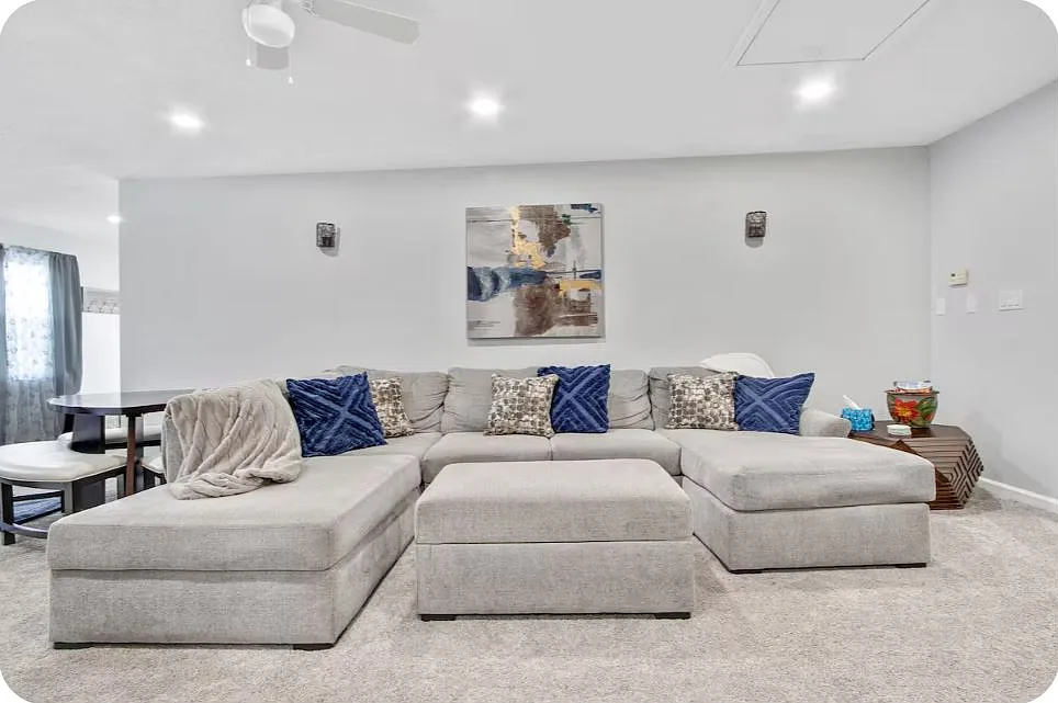 3786 Broadway St. Unit 4 — Photo 4