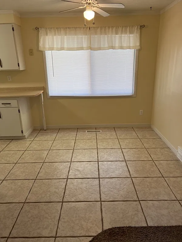 4 bed, 2.0 bath, 1862 sqft, $1,650 — Photo 4