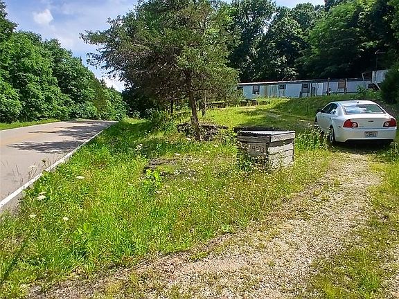5th image of 14773 Highway E