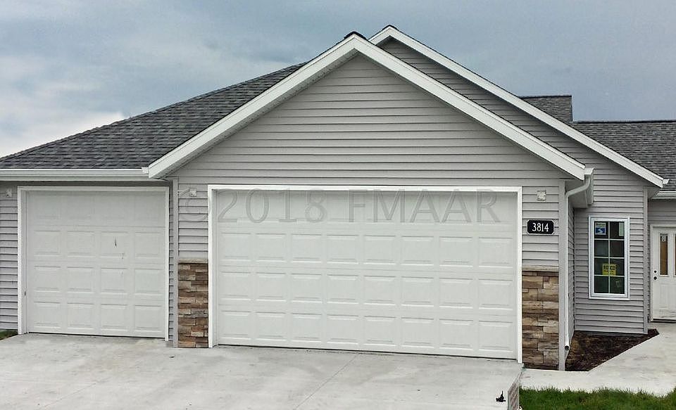 1st image of 3760 7th St E