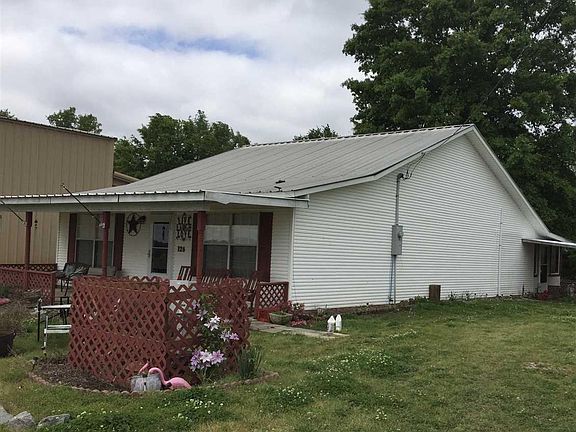 2nd image of 128 Bayou Dr N