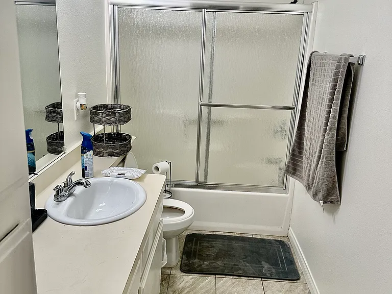 6009 Hill Dale Ct #E — Photo 5