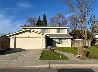 660 Berkshire Dr, Dixon, CA 95620