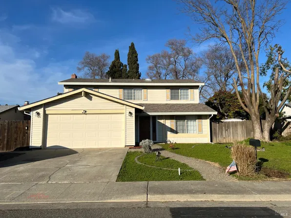 660 Berkshire Dr, Dixon, CA 95620