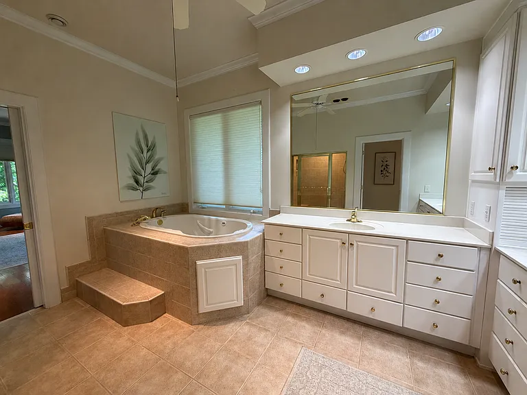 139 Summit Dr — Photo 19