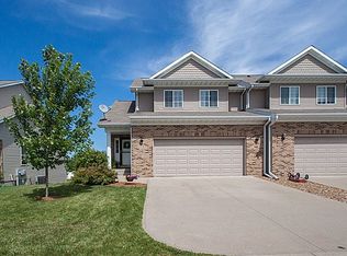 1570 Sadler Dr, North Liberty, IA 52317