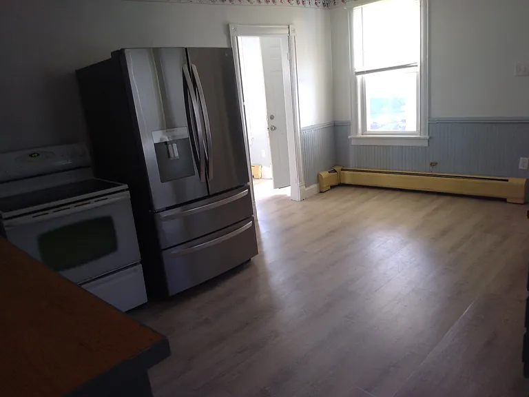 780 Main St #B — Photo 12