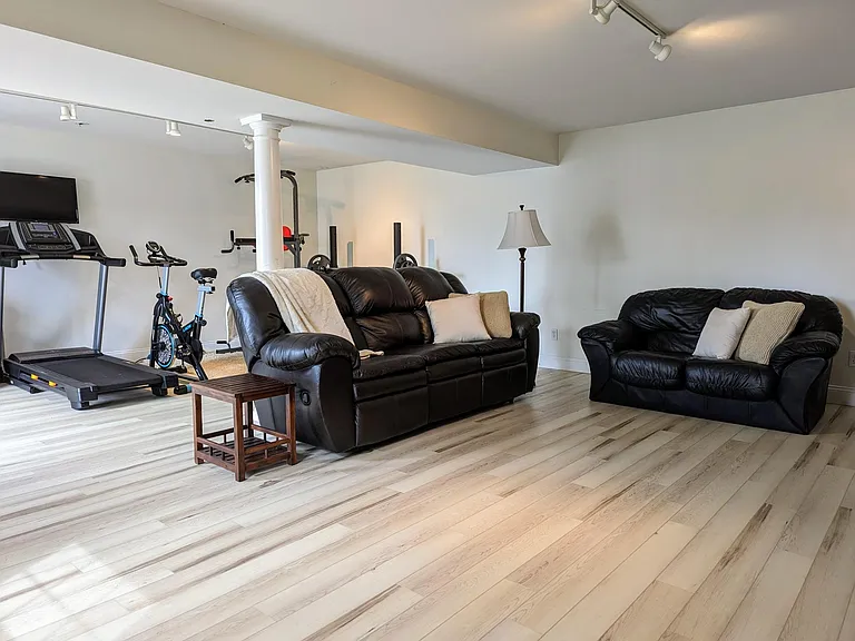 7 Westview Ave — Photo 7