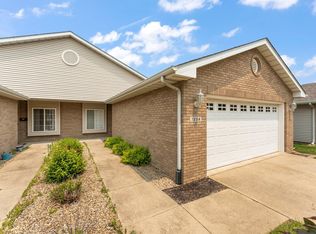 7854 E 108th Ave, Crown Point, IN 46307