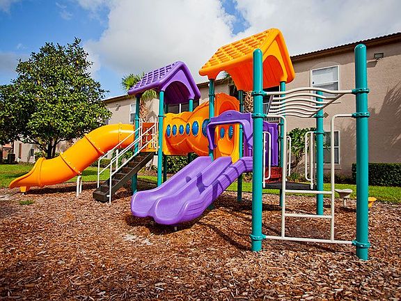 large-playground-lake-mary-apartment-homes