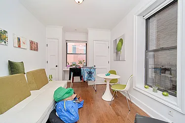 Rented by Living New York