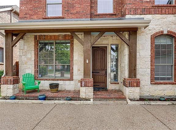 3rd image of 2506 Brown Bear Way