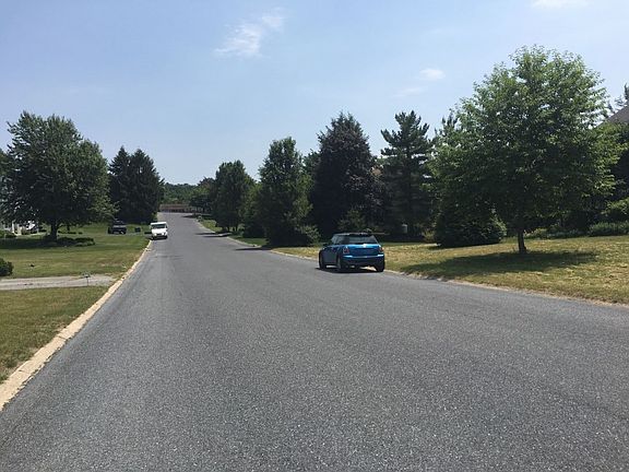 4th image of 309 Dogwood Dr