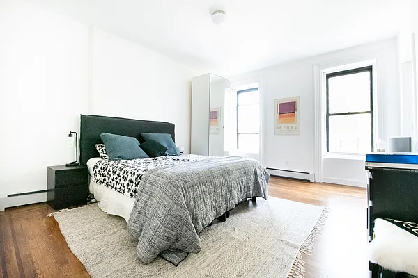 Rented by Brick&Mortar | media 11