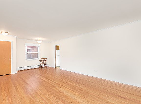 4th image of 8150 Crawford Ave