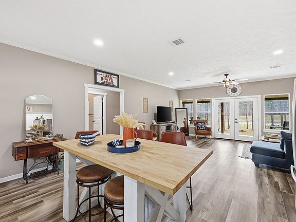 14th image of this home