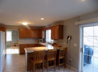 128 Chambersburg Dr, Duluth, MN 55811