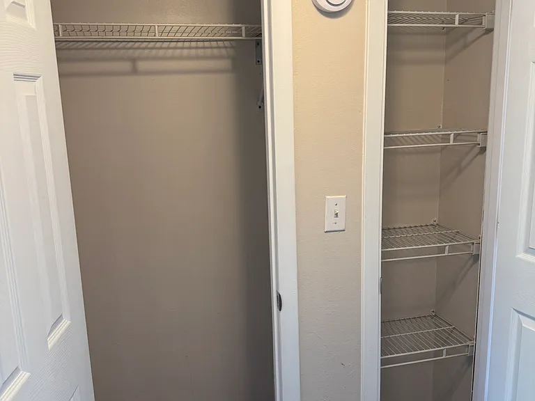400 N 5th St #5 — Photo 11