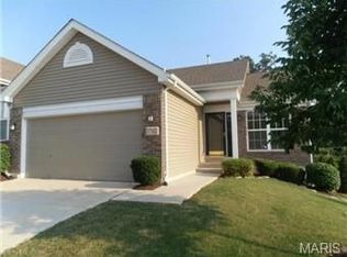 1742 Preston Centre Dr, Fenton, MO