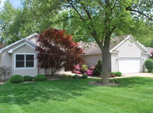 9469 Lightwood Ct, Richland, MI