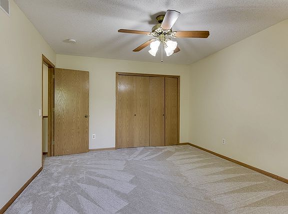 5th image of 927 Santa Vera Dr