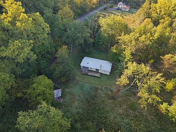 3rd image of 1053 Able Rd