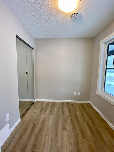 2 bed, 2.5 bath, 1100 sqft, $1,800 — Photo 4