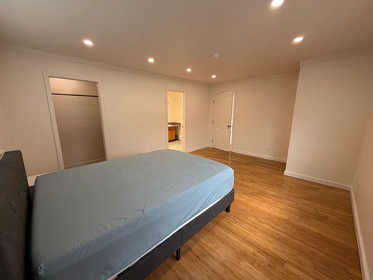Circle Ct — Photo 3