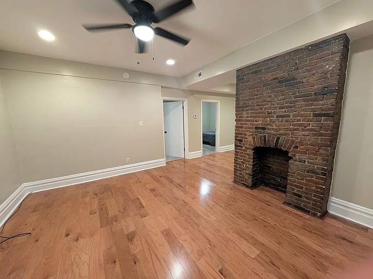 121 Grandview Ave #9 — Photo 14