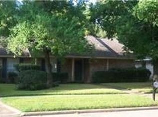 12926 Westella Dr, Houston, TX 77077