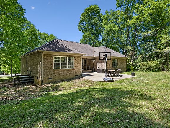 5th image of 1676 Center Star Rd