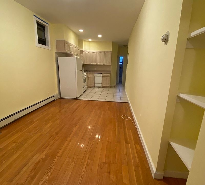 2nd image of 235 16th St APT 3L