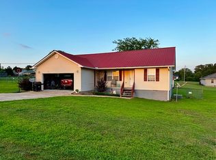 4935 Lakeplace Rd, Cedar Bluff, AL 35959