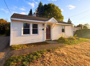 76 Falvey St, Bangor, ME 04401