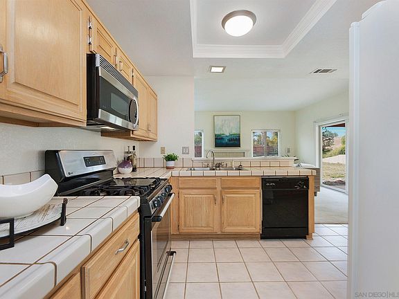5th image of 760 Puerto Oro Ct