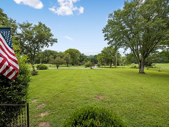5th image of 575 Centerville Rd