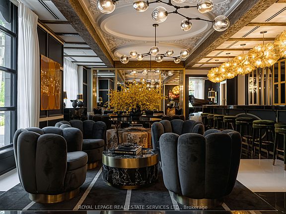 5th image of 200 Russell Hill Rd #203