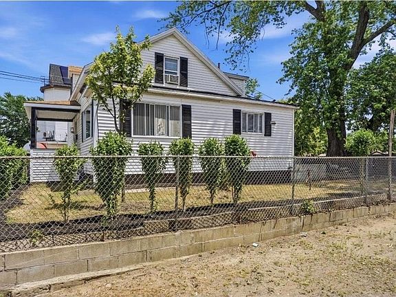 3rd image of 166 Gallup St