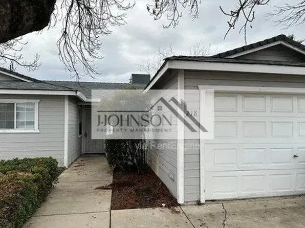 218 W Alameda St, Manteca, CA 95336