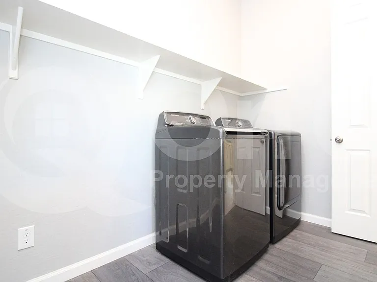 3867 E Honeysuckle Pl — Photo 19