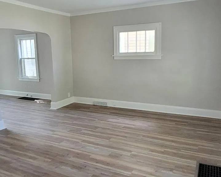 3516 Homewood Ave — Photo 5