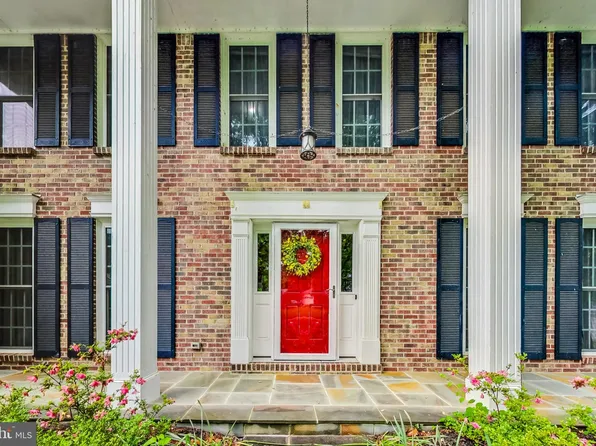 301 Prelude Dr, Silver Spring, MD 20901