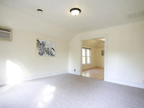 895 Jenks Ave #2, Saint Paul, MN 55106