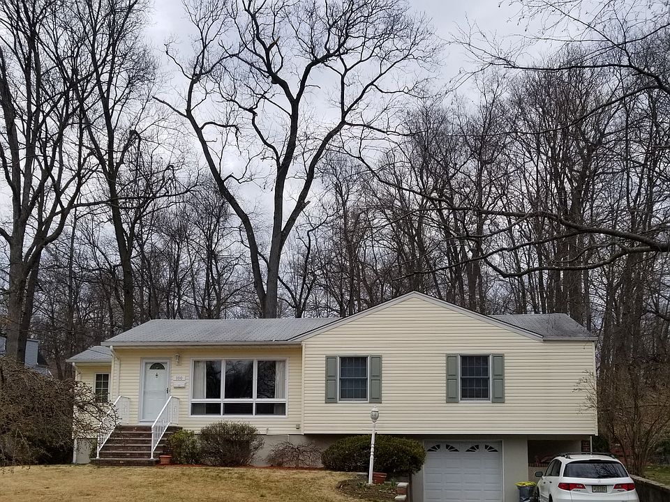 1st image of 100 Lionshead Dr E