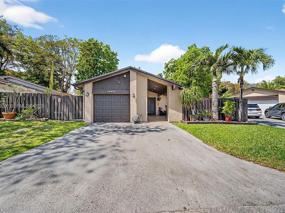 1st image of 10861 SW 132nd Circle Ct