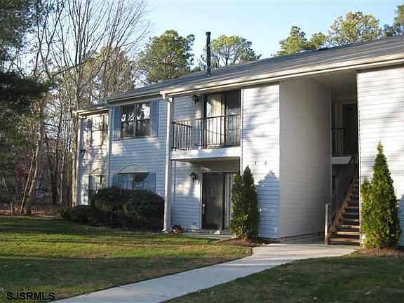 2nd image of 6 Liberty Ct #702